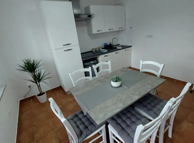 Apartma Sandi