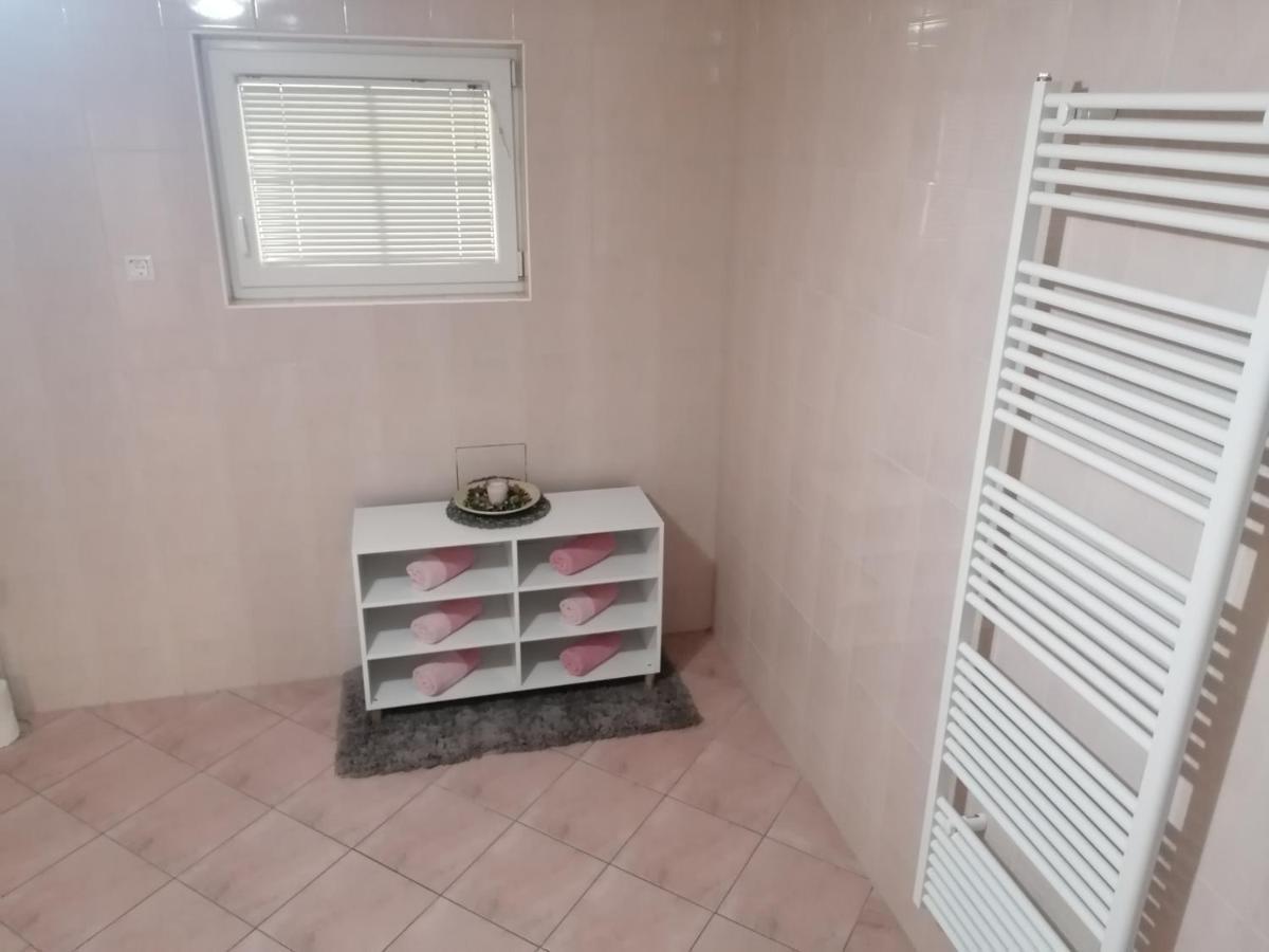 Apartma Sandi Apartment